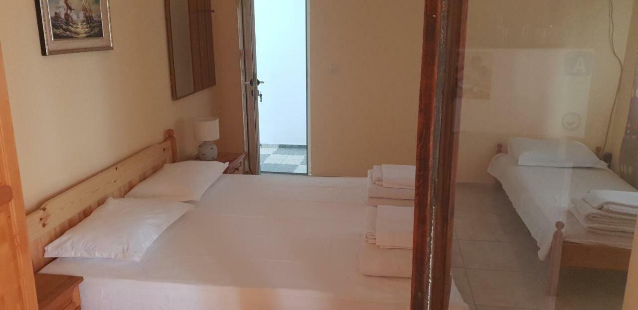 Hotel Свети Никола à Sinemoretz Extérieur photo